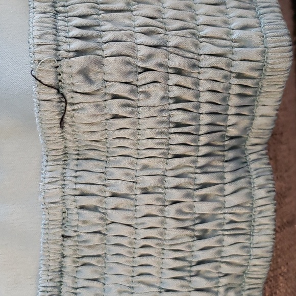 Cider SOLID SATIN SHIRRED TANK TOP in Baby Blue Size Size Large - Picture 5 of 10